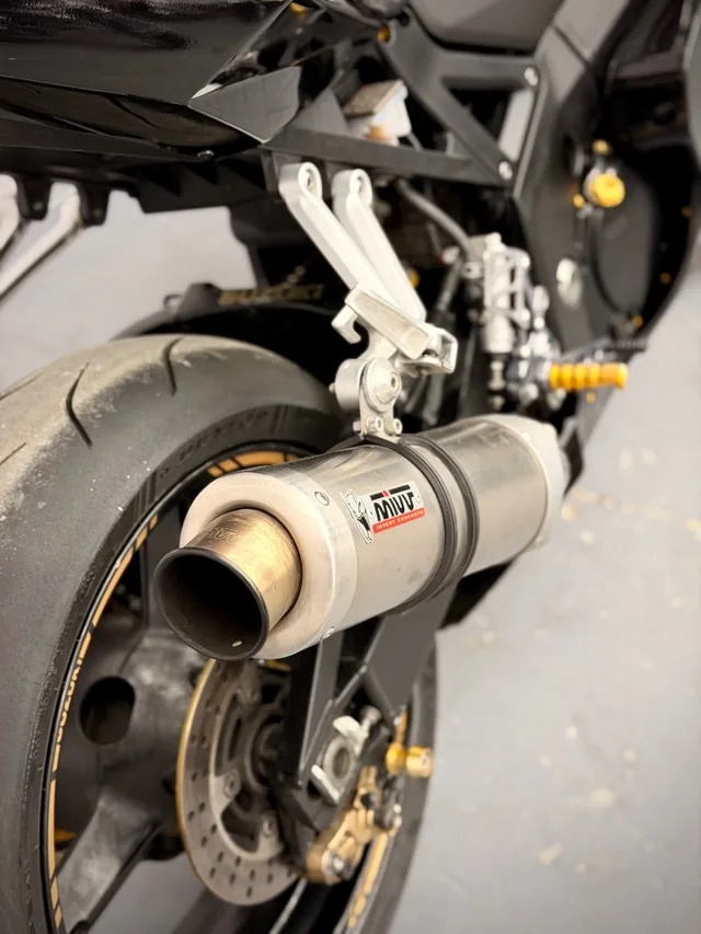 Suzuki GSX-R 600 K5 — снимка 14